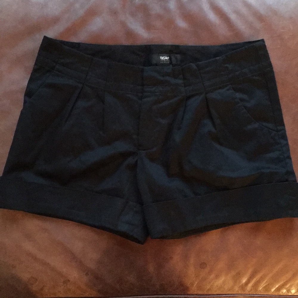 Massimo size 4 shorts